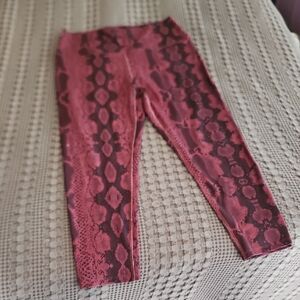 Betsy Johnson Snake Print Leggings
